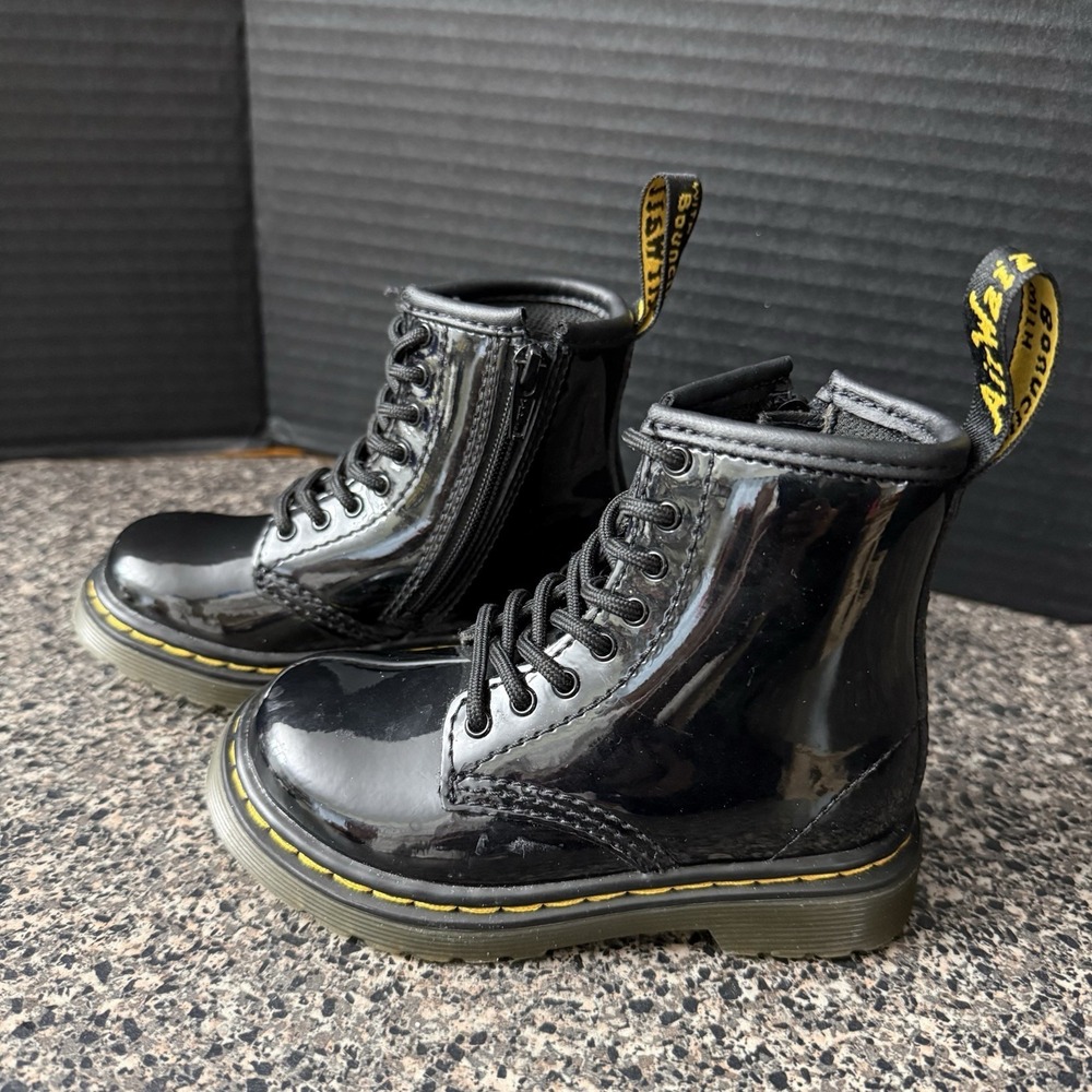 Dr.‎ Martens Toddler Boots Patent Leather  EU23 US 7 Black Side Zip Lace Up 1460